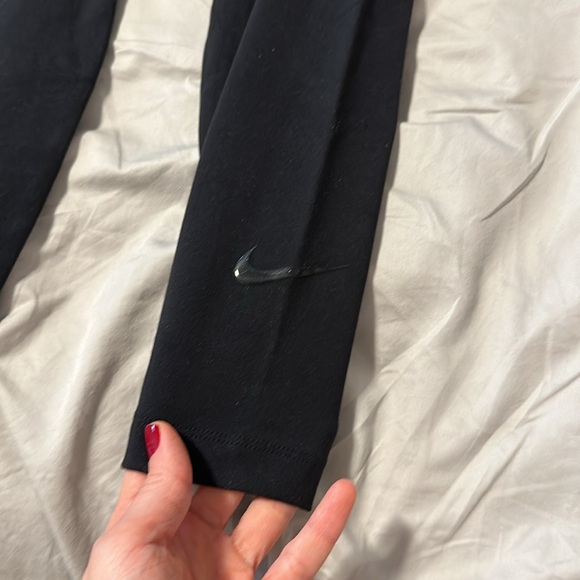 Nike Leggings - Picture 2 of 8